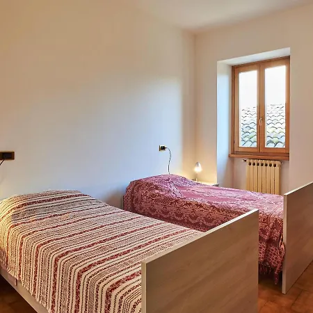 Charlie By Interhome Dongo