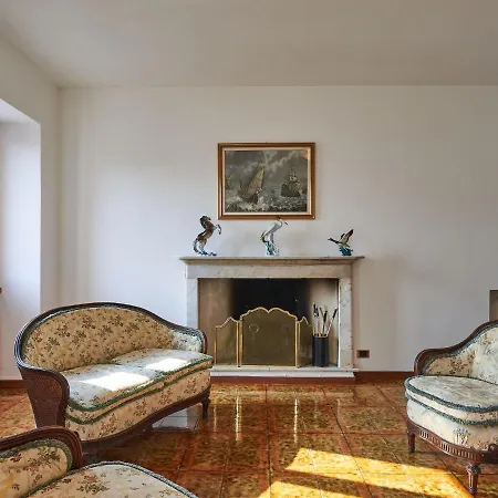 Apartamento Charlie By Interhome